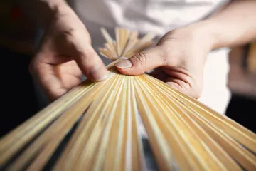 陈子福：用夏布做折扇3