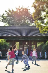 创造学习共同体：老师、孩子与家长的角色及关系1