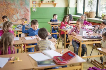 几岁上小学？
