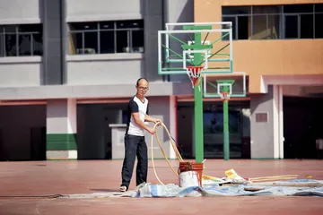 “毒跑道”的生存土壤