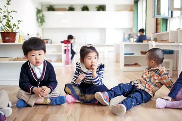 男幼师的“魔法”：守护孩子眼里的小火苗