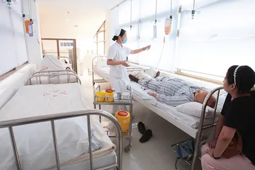 漫长的原罪：医改市场化下的“专科”之路