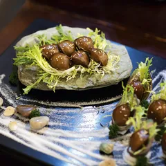 ​陈滞冬和他的美食朋友圈