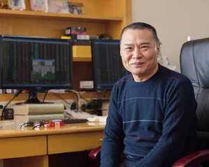 ​周玉龙，从一万到一亿的股市实验