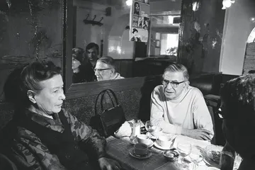 波伏娃  在“双重生活”中追求独立与自由1