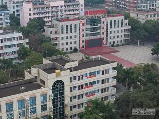 走不出的暗室：另一个“房思琪”的陨落7