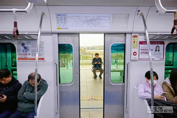 分析世界的方式应该是多元的2