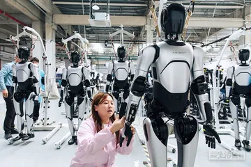 人形机器人：进化何以加速？
