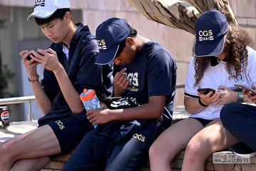 澳大利亚青少年社交媒体禁令：焦虑和争议