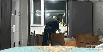 一位23岁的外卖员倒在街头2