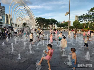 一位23岁的外卖员倒在街头3