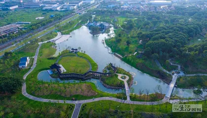凉亭坍塌：倒在风雨中的外地务工者2