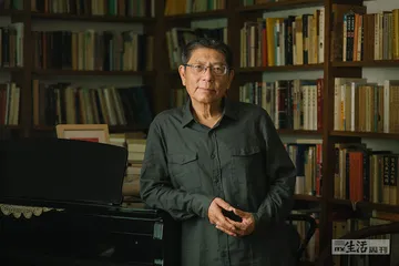 摄影机与“苏格拉底”：跟拍陈嘉映900小时
