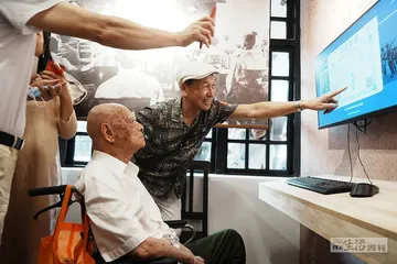 在黄埔百年历史里，“打捞”17万个名字