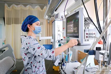 护士集体解职事件：大专护士的职业困境1