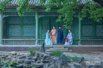 明人的衣橱:“集大成”时代的服饰宝库0