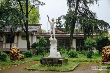 自贡人民公园，在小城中央6