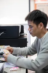 从义乌到广州：年度爆款，友谊手链和亮片裙2