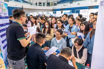 专访陆挺：中国经济变革时刻，策略与机会1