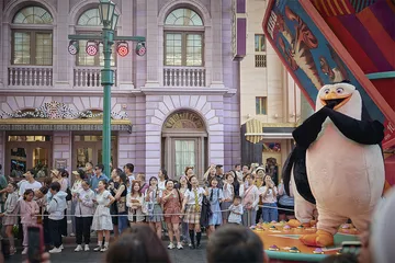 在人造乐园的两段奇幻旅程3
