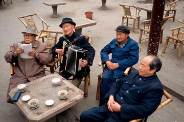 在宏大叙事下寻找日常生活3