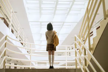 嗑“镇咳药”的年轻人1