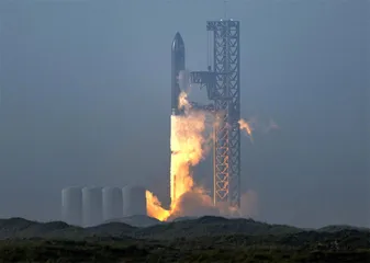 爆炸的星舰