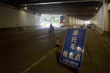 从“小锋”到“庄慕卿”：一位主播的成长与死亡1