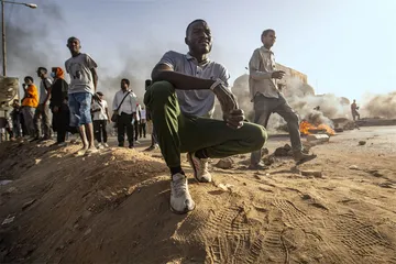 喀土穆战火：苏丹和平进程触底