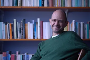 《承诺》：难以逃避的身份