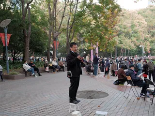 曹再飞：在相亲角读诗，其实不只是读诗1