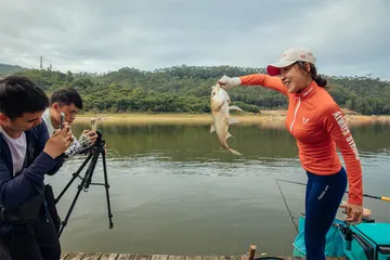 短视频内外的女钓手