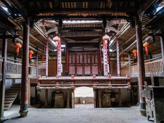 最长木廊桥被烧毁之后4