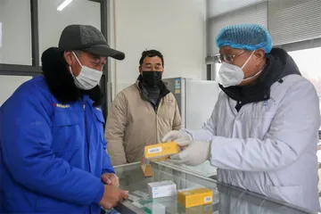 守护村庄：第一次直面新冠的基层医生