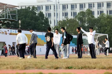 金陵高职校：职教 “宝马”3