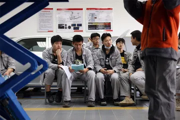 金陵高职校：职教 “宝马”8