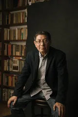 陈嘉映：想看清现在得跳开一步