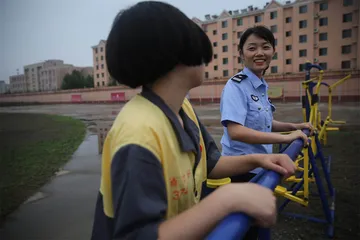 村庄里的毒品与少年