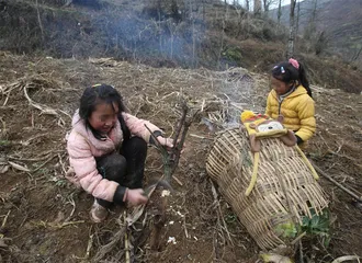 当一位15岁的女孩成为母亲3