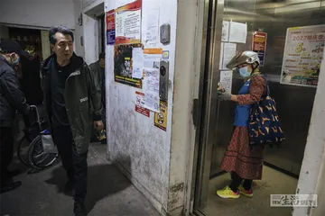 女骑手，“闯入”外卖系统里1