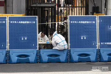 重建连接：疫情下的心理危机与救助1