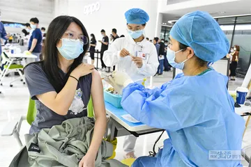 如何应对不断突变的新冠病毒？