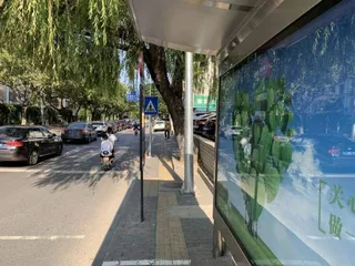 影像 | 城市的街道上，谁更重要？2