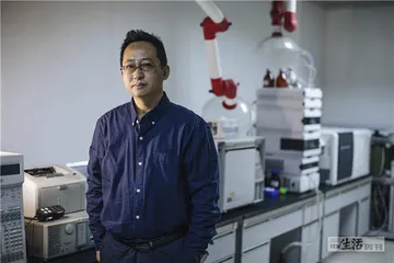 一位麻醉医生和他捐出的一个亿3