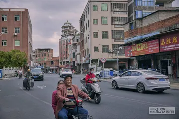 德尔惠：淹没于浪潮中1