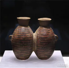 河南出土仰韶文化器物1