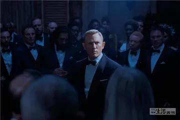 “007”，汉斯·季默音符下的潜台词