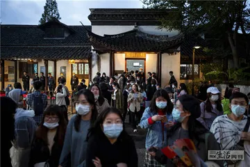 乌镇戏剧节：一场戏剧青年的入场竞赛1