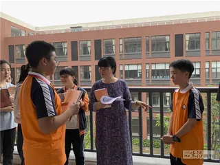 一位“名班主任”的“放牛班”实验