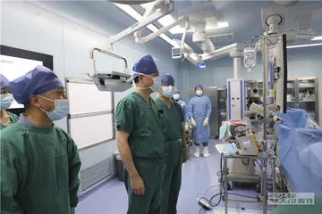 首例钇[90Y]树脂微球治疗肝癌手术落地后
